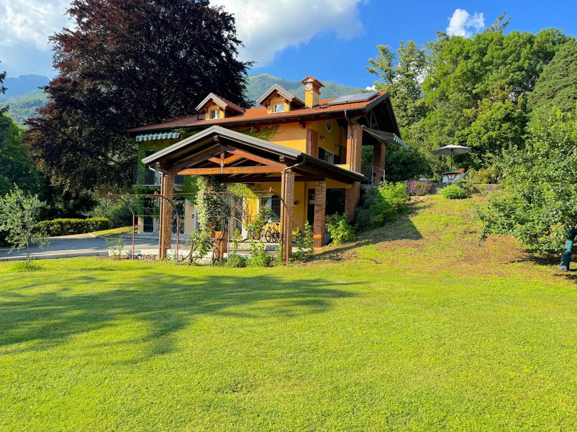 The Comfortable House With Big Pool In The Center Of Mergozzo Exterior foto