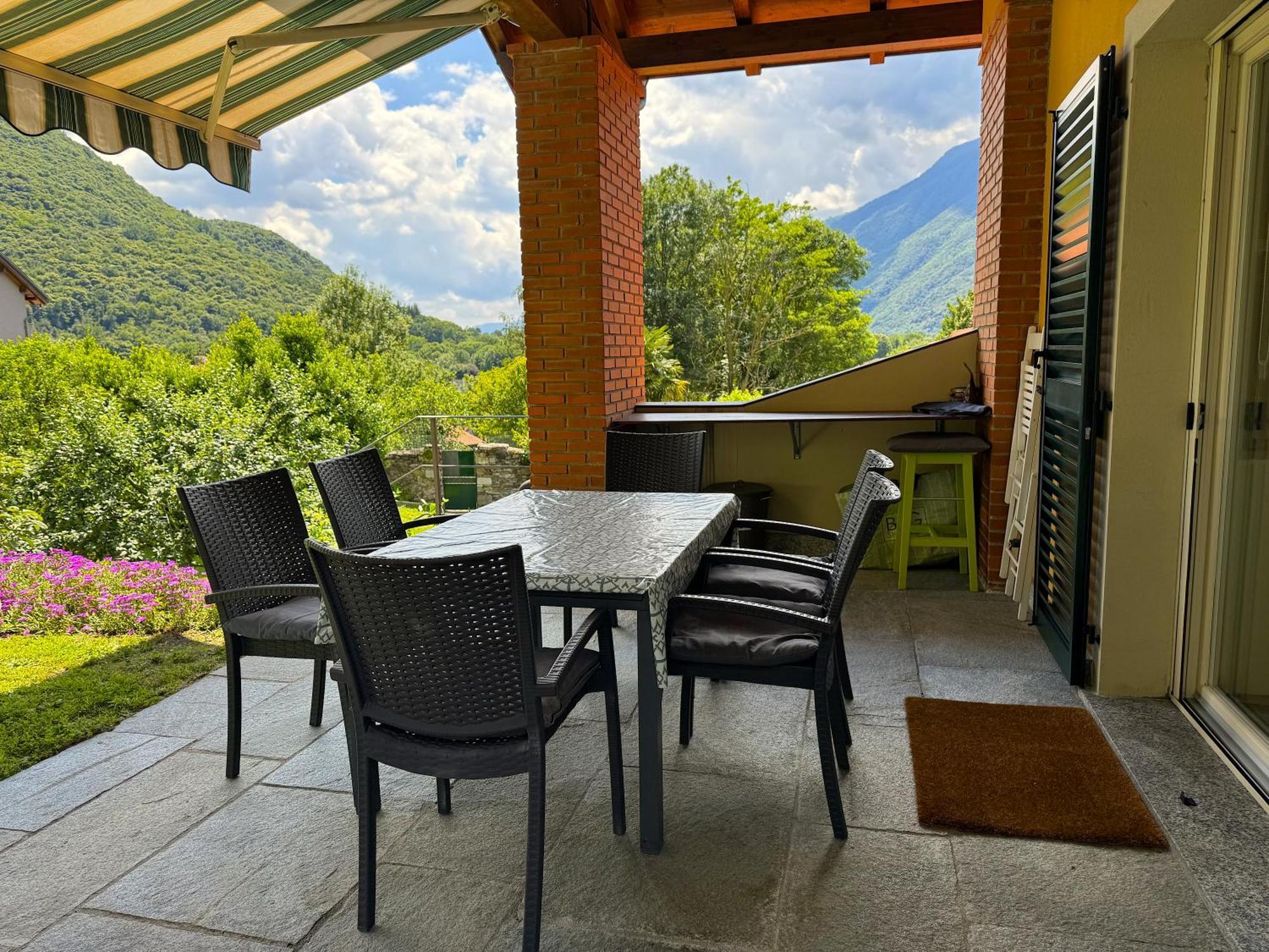 The Comfortable House With Big Pool In The Center Of Mergozzo Exterior foto